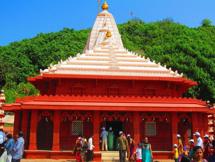 Ganpati Temple, Ratnagiri, Maharashtra - Vushii.com Ganpati Temple, Ratnagiri, Maharashtra - Vushii.com
